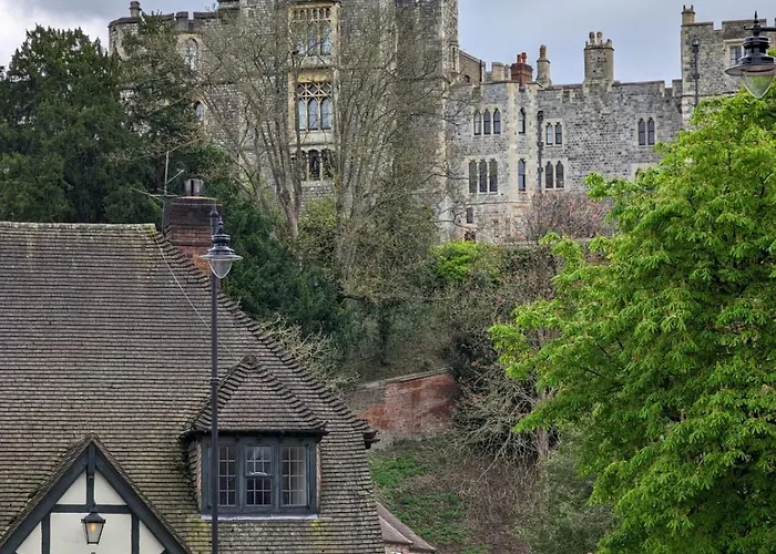Stable House - Eton Windsor